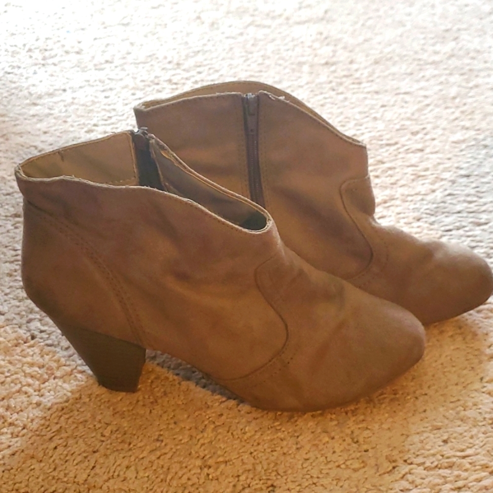 Candies tan ankle booties